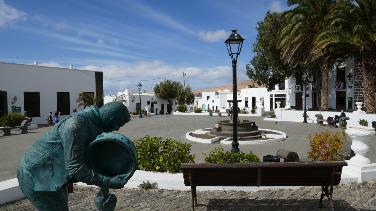 39. Lanzarote, Playa Blanca, site touristique au sud de l'île